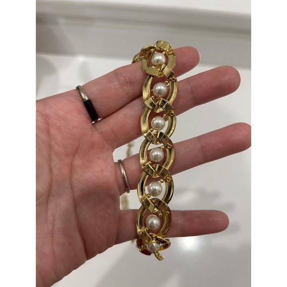 VINTAGE GOLD TONE AND PEARL NECKLACE - Picture 3 of 6